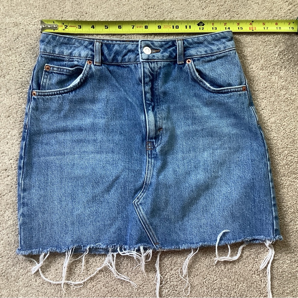 Topshop Blue Frayed Denim Mini Skirt, size 6
